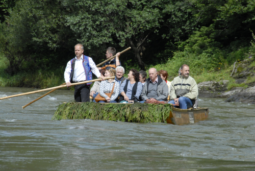 Pieniny: Traditional rafting